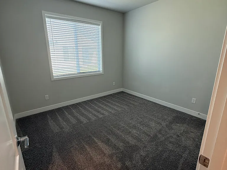 4658 Village View St — Photo 24