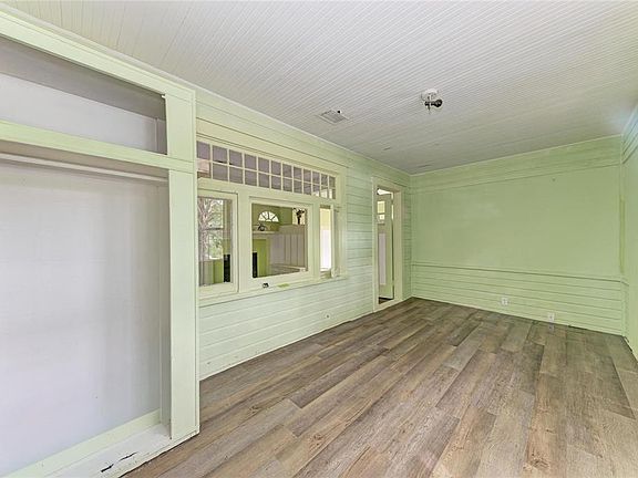 15th image of 1005 16TH AVENUE S