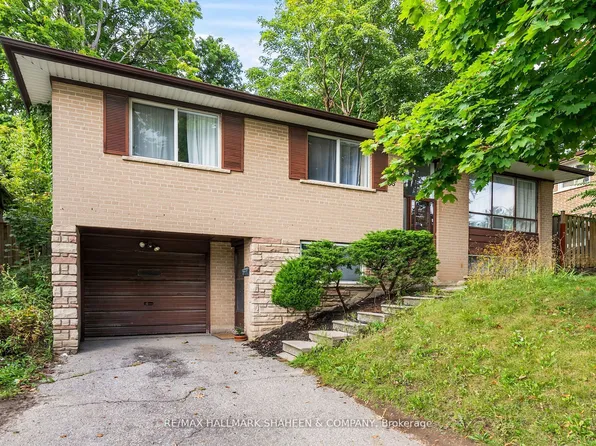 96 Rameau Dr, Toronto, ON M2H 1T9