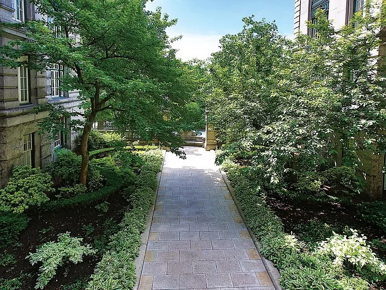 1514 Beacon St #27 — Photo 27