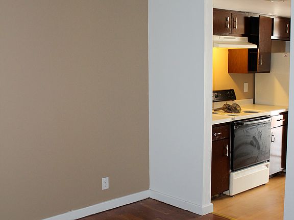 5th image of 4321 Lori Dr APT 5