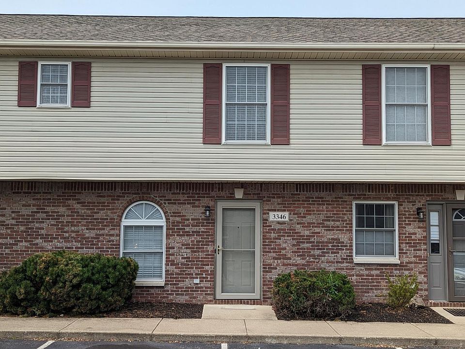 1st image of 3346 S Oaklawn Cir