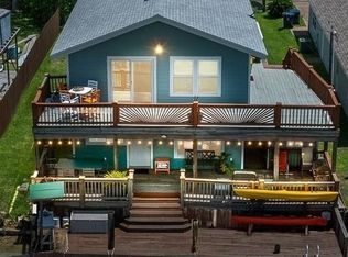 812 Rattlesnake Point Rd, Rockport, TX 78382