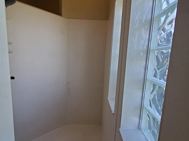 1828 E Serchio Ct — Photo 15