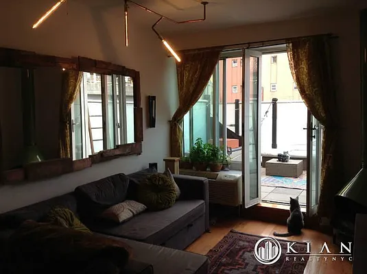 Rented by Kian Realty | media 5