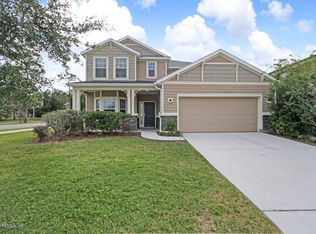 240 Amber Ridge Rd, Jacksonville, FL 32218