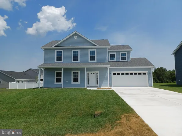 305 Equinox Way, Martinsburg, WV 25401