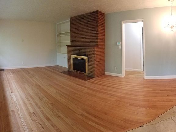 Living room, view from kitchen
