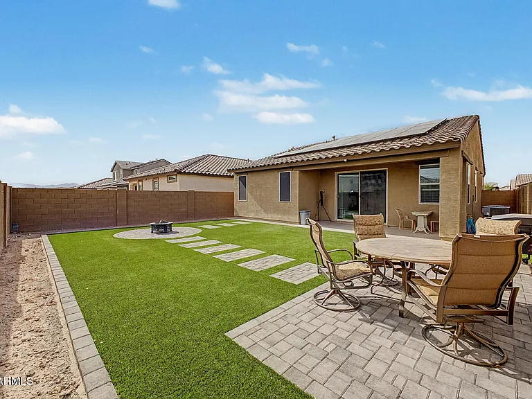 12515 W Morten Ave — Photo 14