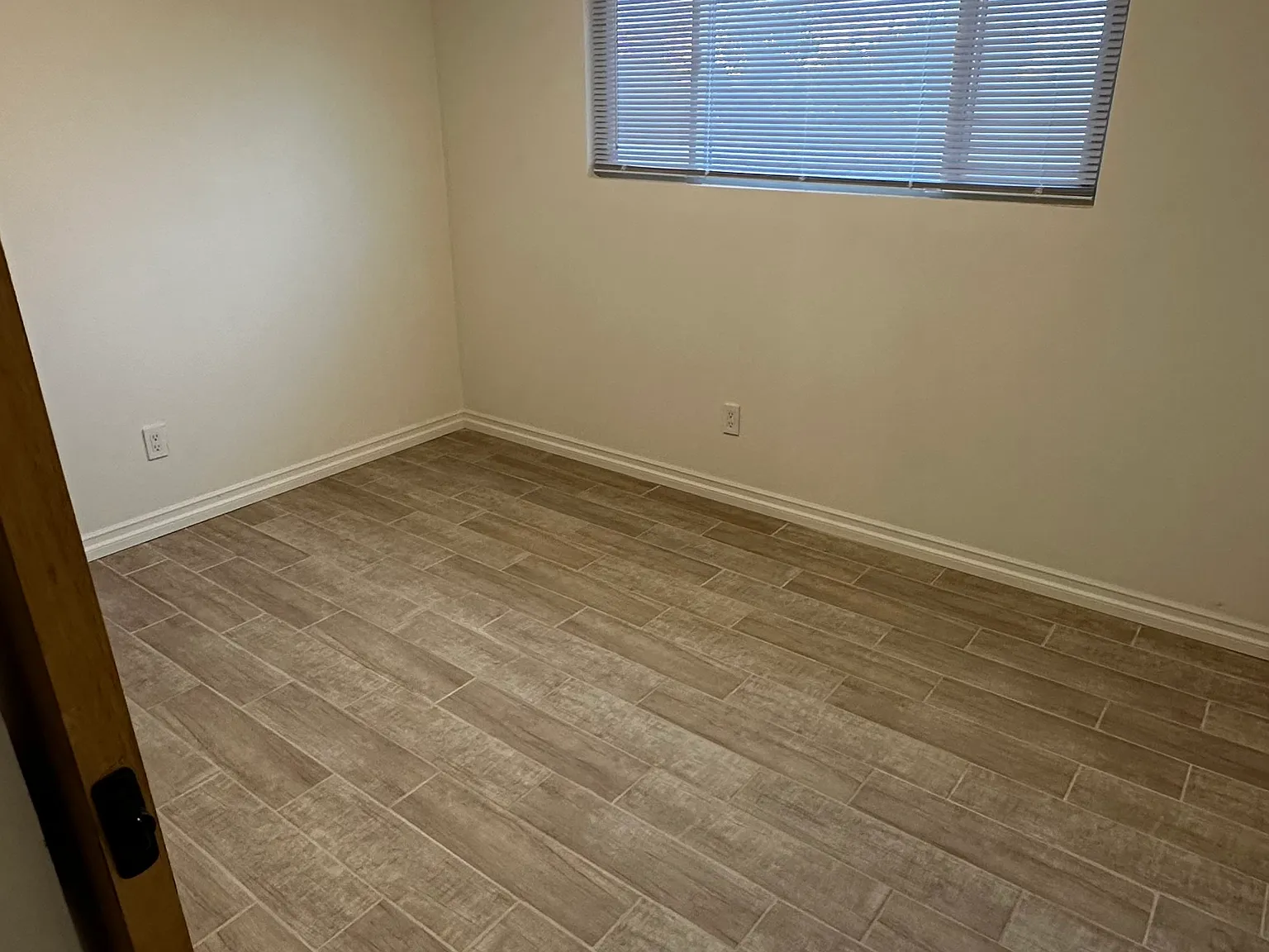 2 bed, 744 sqft, $1,700 — Photo 4