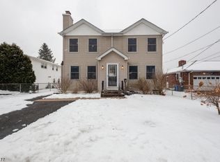 42 Mapledale Ave, Succasunna, NJ