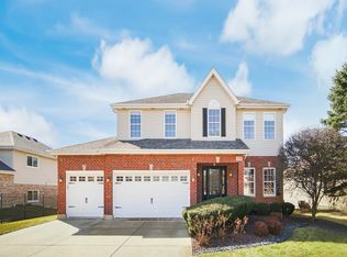 2690 Southwind Dr, New Lenox, IL 60451