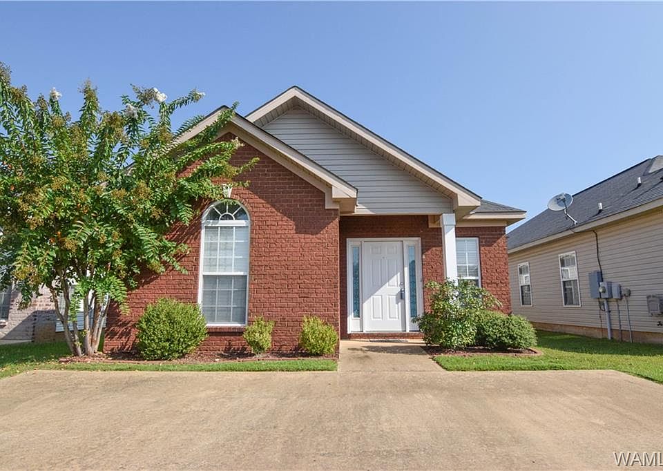 1st image of 9744 Moonlight Dr