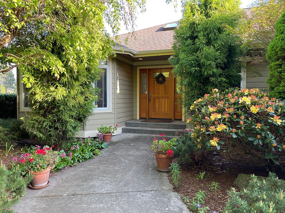 1st image of 1185 W 55th Ter