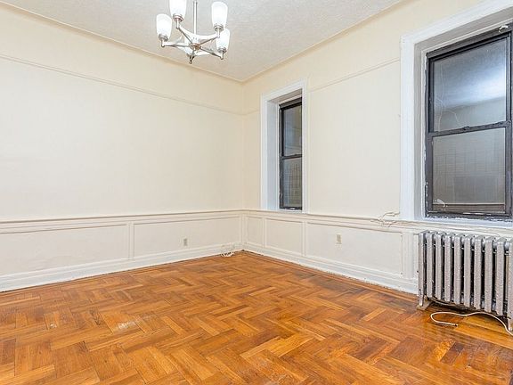 2nd image of 281 Crown St APT A1
