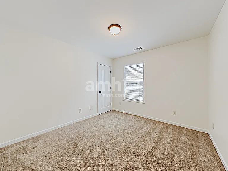 406 Sheila Way — Photo 14