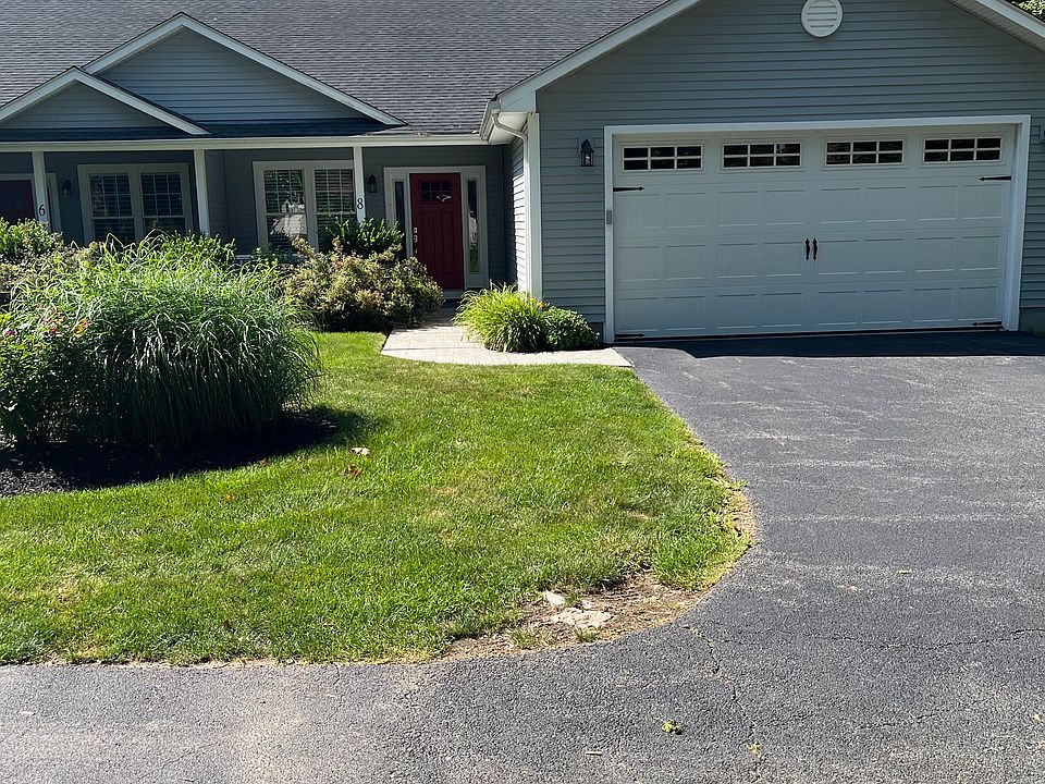 1st image of 8 Mettatuxet Rd