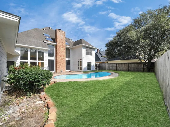 2807 Cedarville Dr, Kingwood, TX 77345