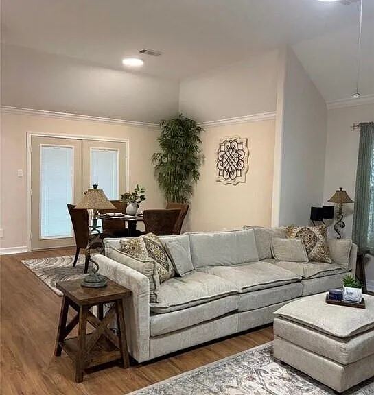 3818 Treasure Island Dr — Photo 5