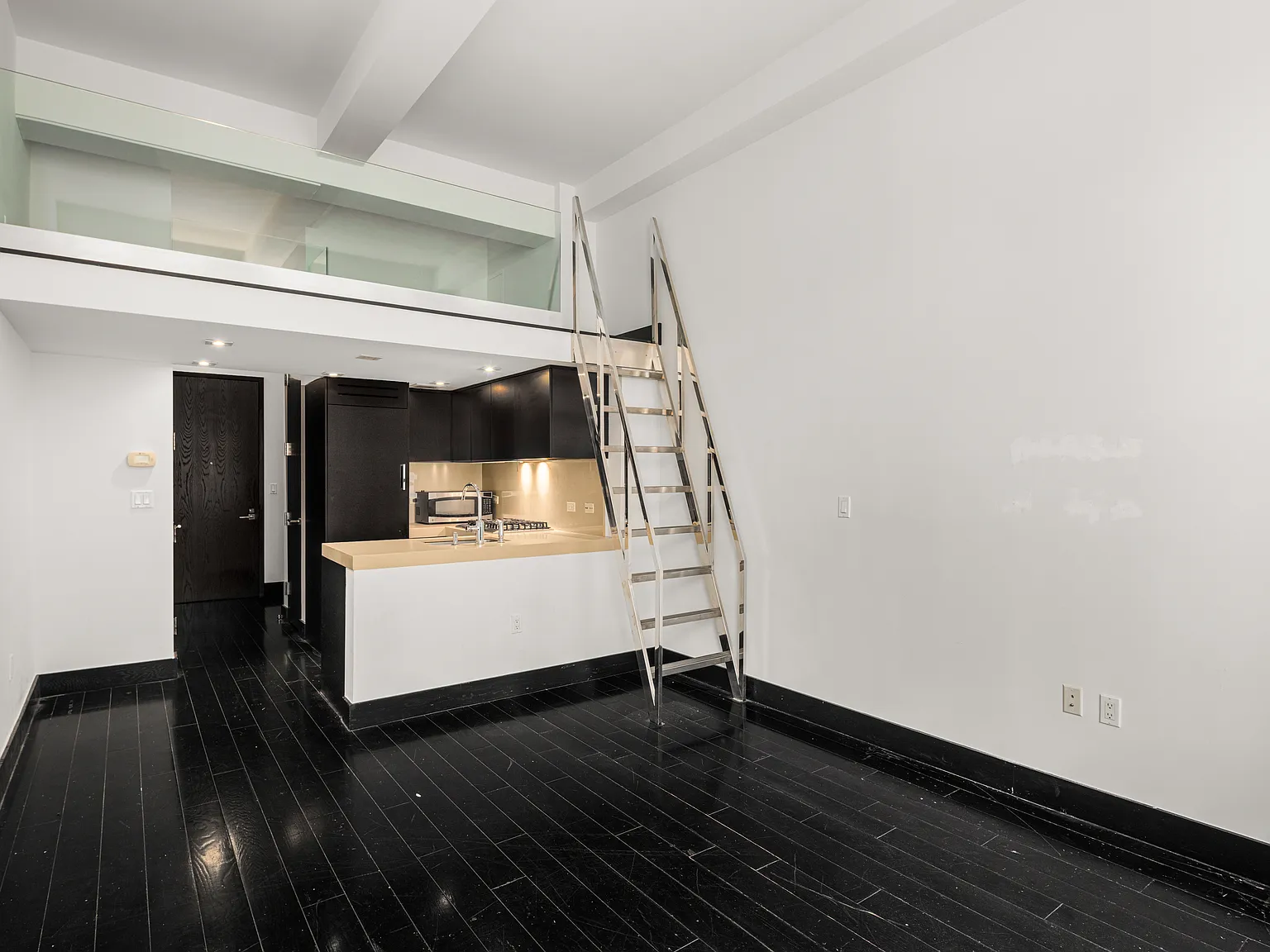 254 Park Avenue South — Photo 2