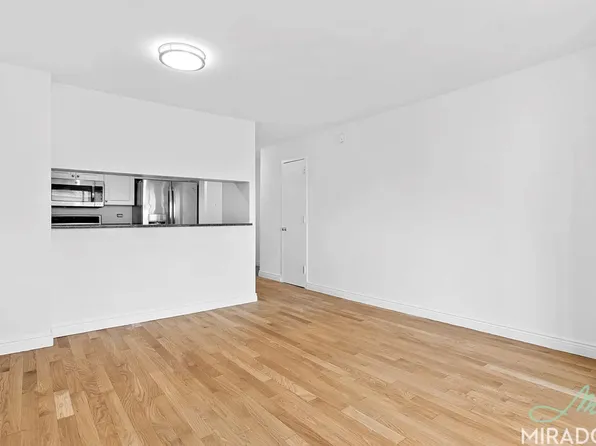 60 West 23rd Street image 3 of 15