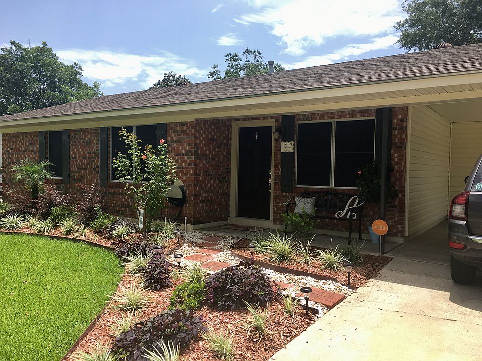 1st image of 1304 Burk Pl