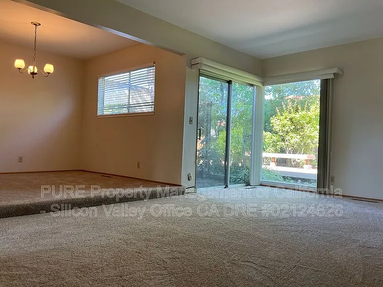 5655 Glen Haven Ct — Photo 6