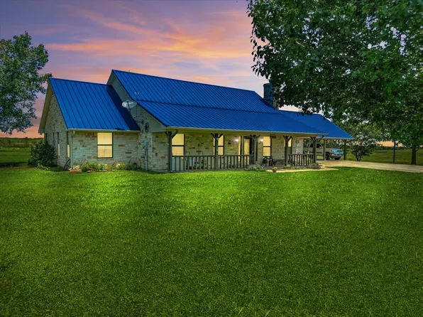 239 Valek Rd, Ennis, TX 75119