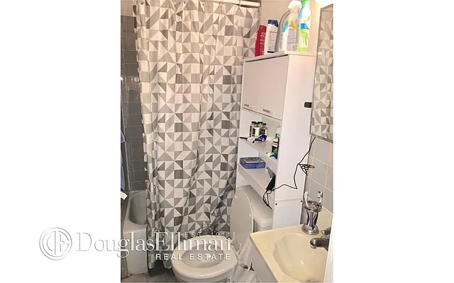 Rented by Douglas Elliman | media 3