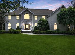 25 Bedell Rd, Katonah, NY 10536