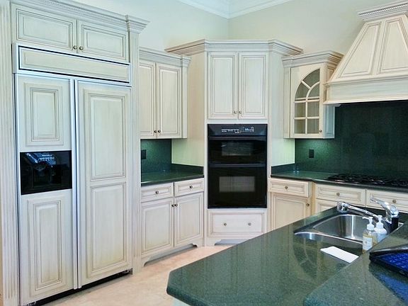 3rd image of 125 Waterway Ln