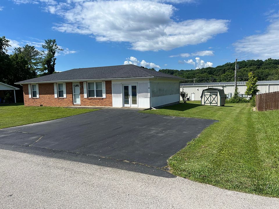 1st image of 67 Clayton Ln N