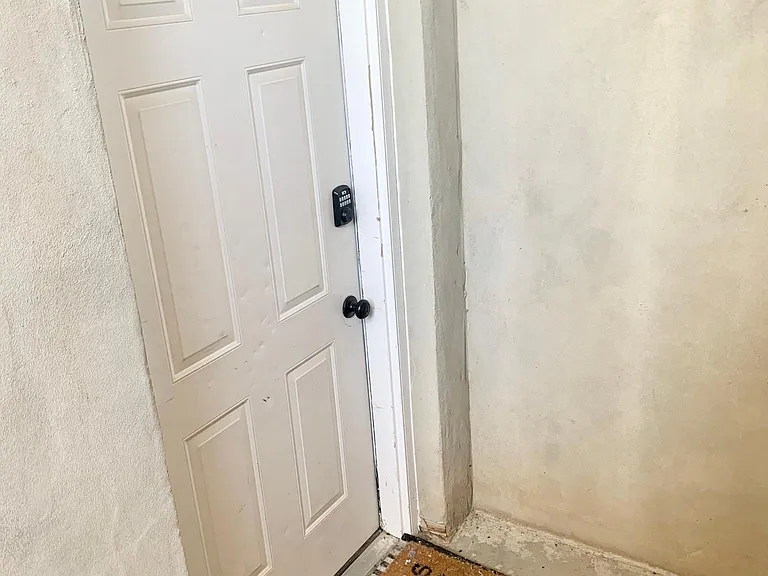 10512 N 5470 W — Photo 17