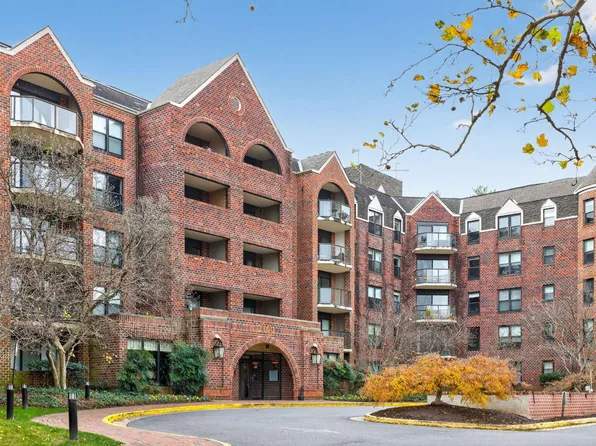 2100 Langston Blvd APT 339, Arlington, VA 22201