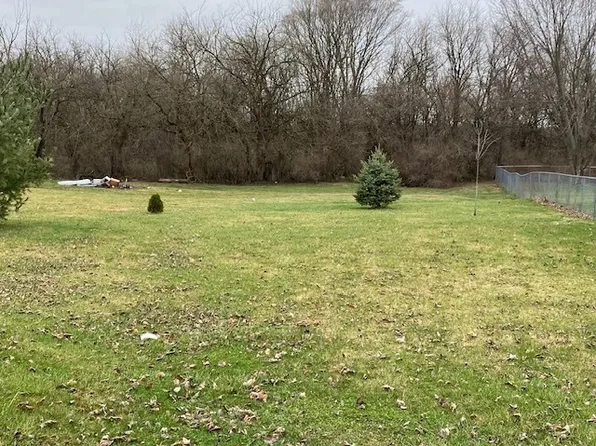 7266 W Reformatory Rd, Fortville, IN 46040