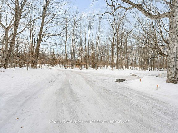 3rd image of 1780 Middle Rd