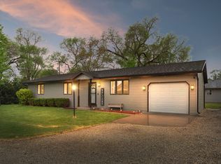 110 S Elm Ave, Saint Anne, IL 60964