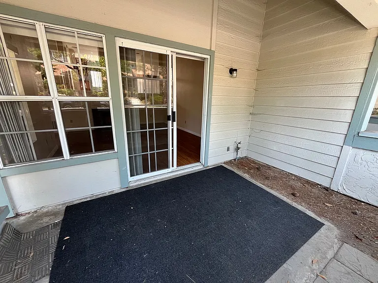 3108 Old Bridgeport Way — Photo 16