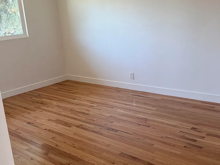 560 Hamilton St #11 — Photo 14