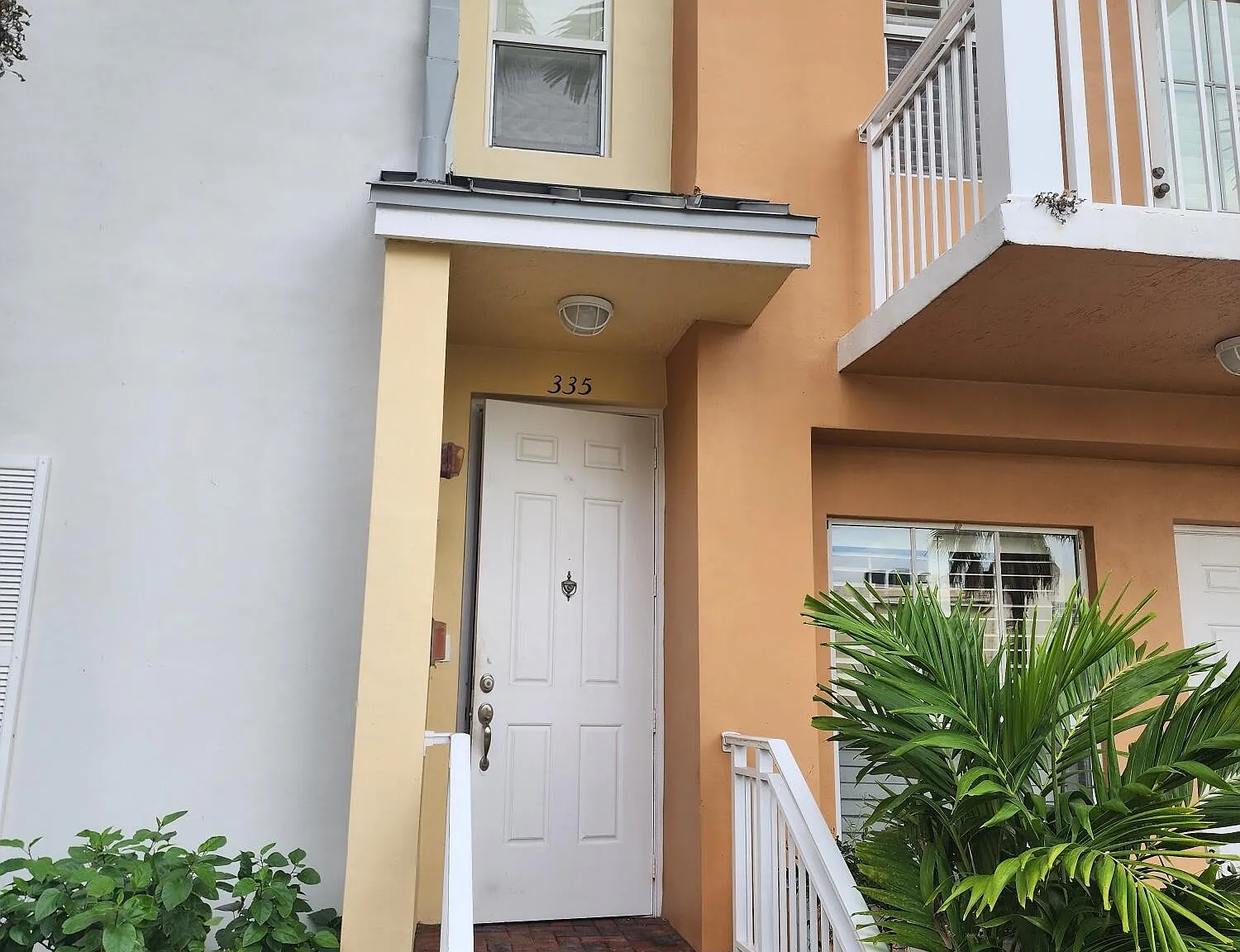 2 bed, 2.5 bath, 1679 sqft, $3,000 — Photo 1