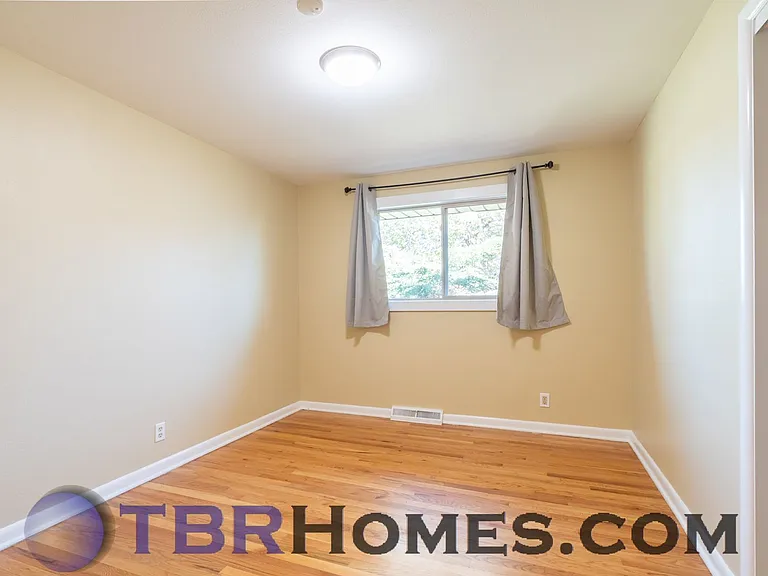 180 Agate Way — Photo 15