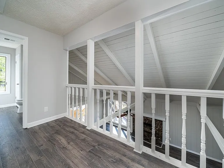 4079 Dunnington Dr — Photo 25