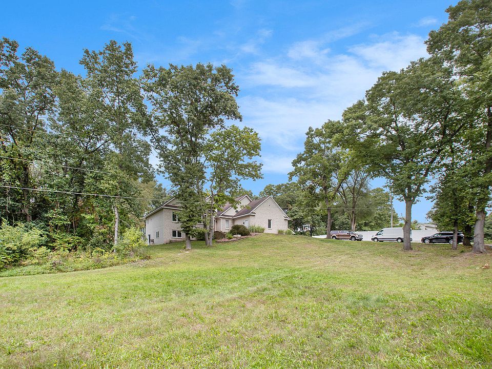 5001 Hunsberger Ave NE, Grand Rapids, MI 49525 Zillow