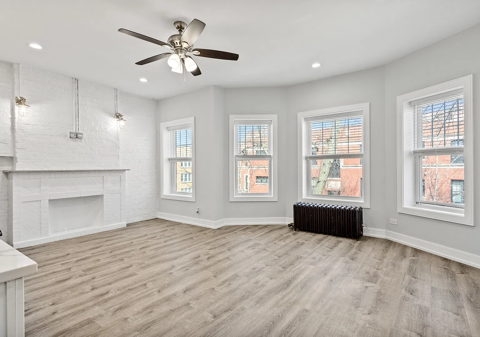 2 bed, $2,447 — Photo 2