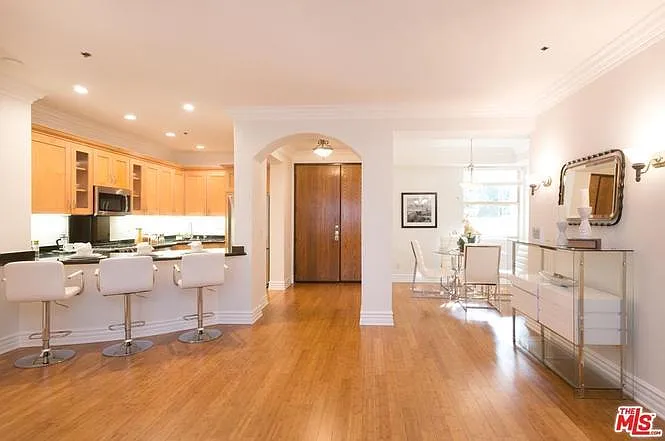 1658 Camden Ave #205 — Photo 4