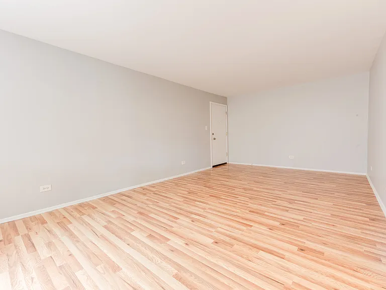 316 Marengo Ave #2B — Photo 4