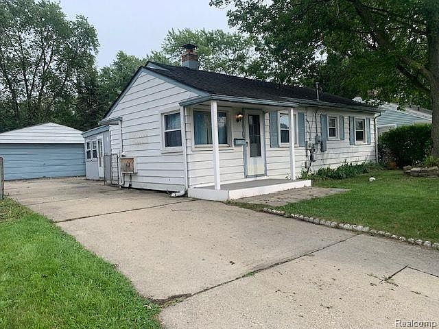 1st image of 32017 Cheboygan Ct