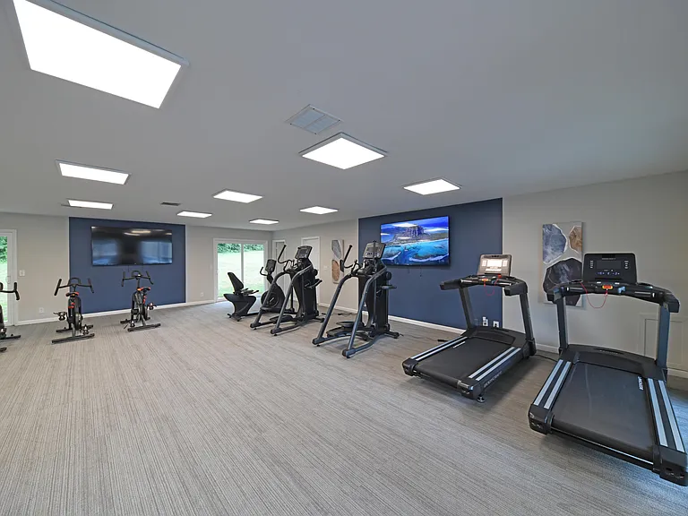 Fully equipped Fitness Center