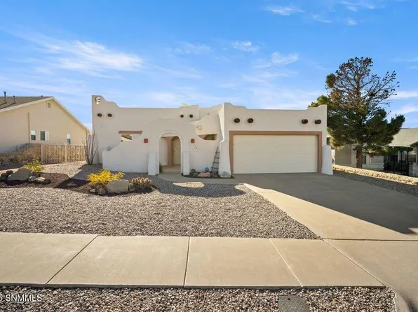 2272 Sunrise Point Rd, Las Cruces, NM 88011