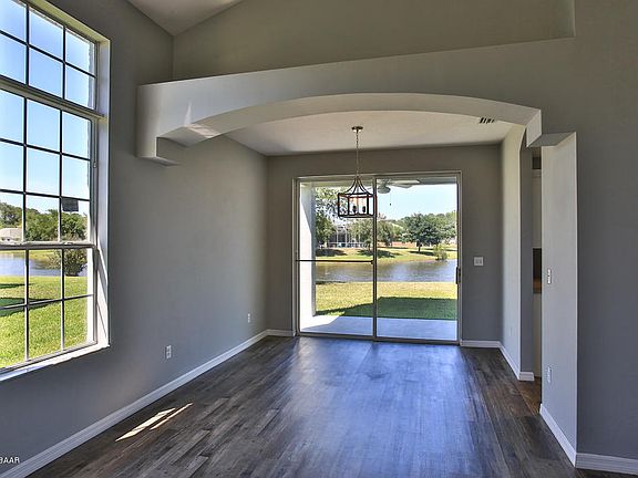 5th image of 6811 Amici Ct